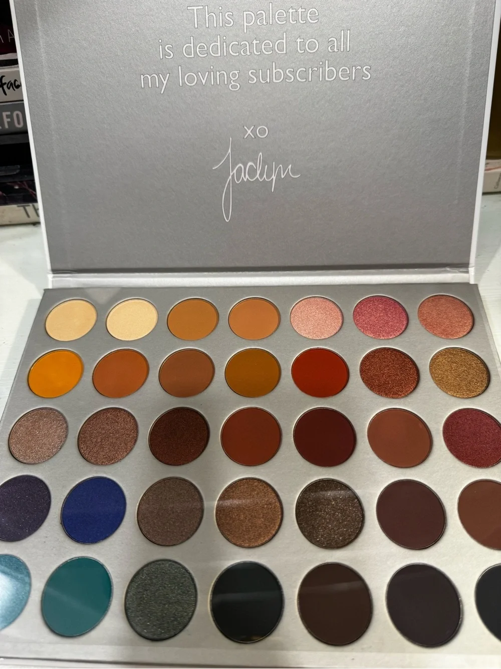 Morphe Multicolor Eyeshadow Palette - Neutrals, Warm Browns & Jewel Tones